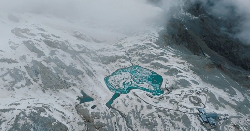 氷河の融解を食い止める：達古氷河での革新的なナノ材料実験を支援