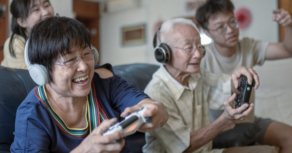 ゲームを用いたデジタル療法はアルツハイマー病の進行を遅らせることに役立つか　テンセントのイノベーションがヒントを提供